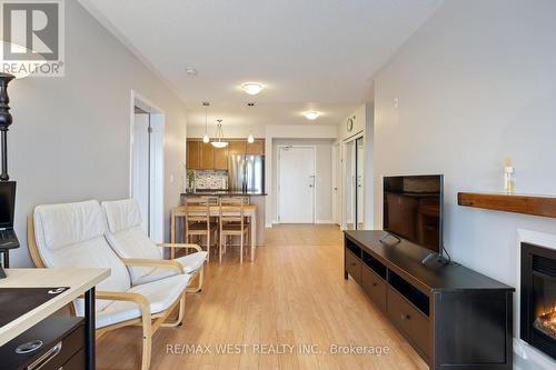 408 - 60 Baycliffe Crescent, Brampton, ON - Indoor With Fireplace