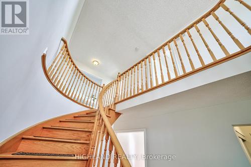 5895 Bell Harbour Drive, Mississauga, ON - Indoor Photo Showing Other Room