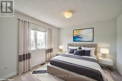 5895 Bell Harbour Drive, Mississauga, ON - Indoor Photo Showing Bedroom