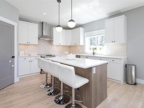 1192 Smokehouse Cres, Langford, BC - Indoor Photo Showing Kitchen With Upgraded Kitchen