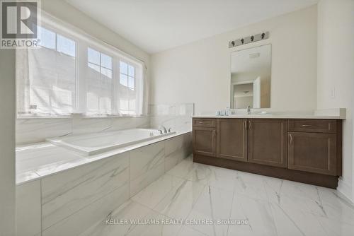 105 Kingknoll Crescent, Georgina, ON - Indoor Photo Showing Bathroom