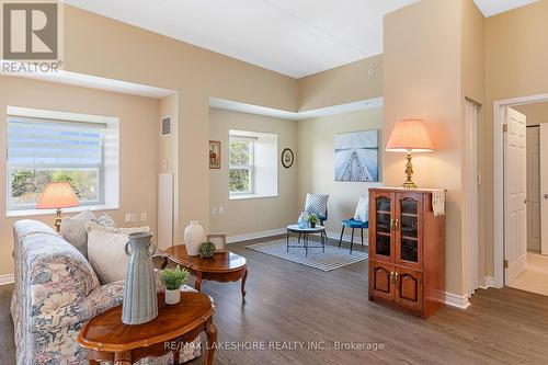 426 - 240 Chapel Street, Cobourg, ON - Indoor Photo Showing Living Room