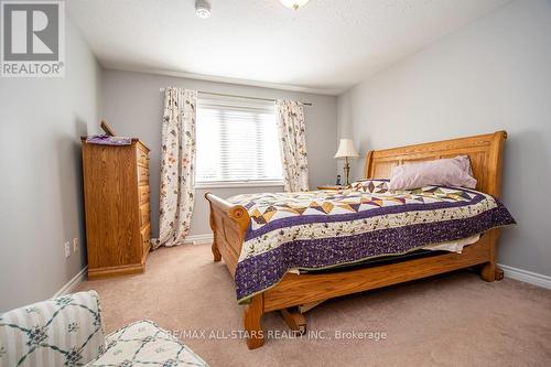 23 Parkside Drive, Kawartha Lakes (Lindsay), ON - Indoor Photo Showing Bedroom