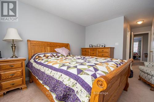 23 Parkside Drive, Kawartha Lakes, ON - Indoor Photo Showing Bedroom