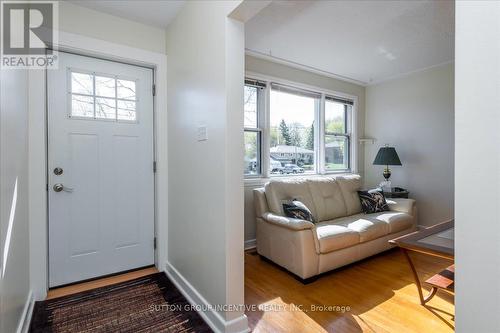 13 Esther Anne Drive, Orillia, ON - Indoor Photo Showing Other Room