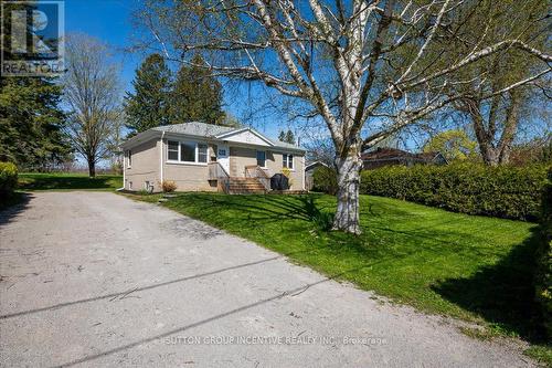 13 Esther Anne Drive, Orillia, ON - Outdoor