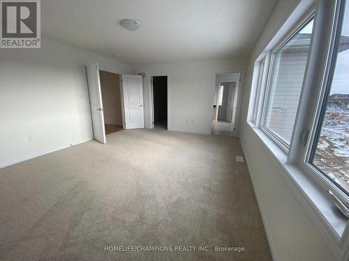 80 Sun Valley Avenue, Wasaga Beach, ON - Indoor Photo Showing Other Room