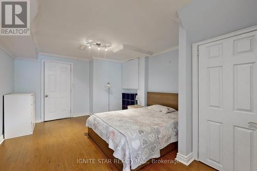 120 Danielson Court, Mississauga, ON - Indoor Photo Showing Bedroom