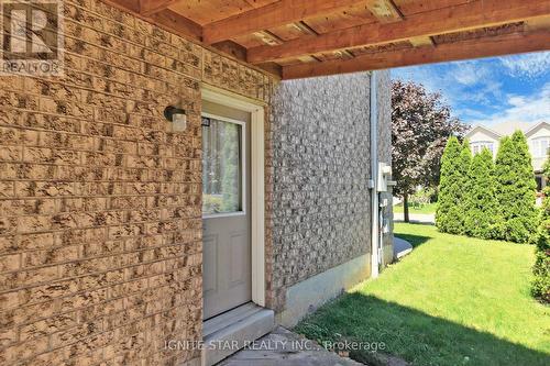 120 Danielson Court, Mississauga, ON - Outdoor With Exterior