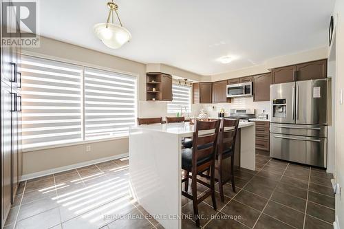 101 Decker Hollow Circle, Brampton, ON - Indoor Photo Showing Kitchen With Stainless Steel Kitchen With Upgraded Kitchen