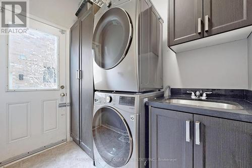 1418 Livesey Drive, Oshawa, ON - Indoor Photo Showing Laundry Room