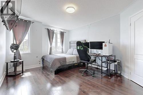 1418 Livesey Drive, Oshawa, ON - Indoor Photo Showing Other Room