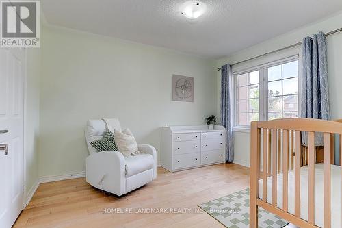 29 Edgemont Court, Richmond Hill, ON - Indoor Photo Showing Bedroom