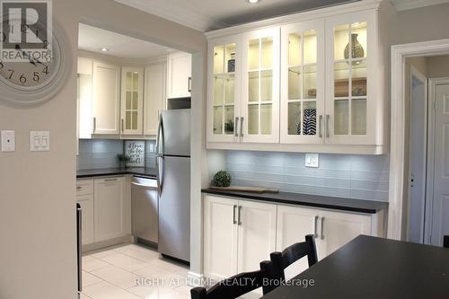 122 Clements Road E, Ajax, ON - Indoor Photo Showing Kitchen