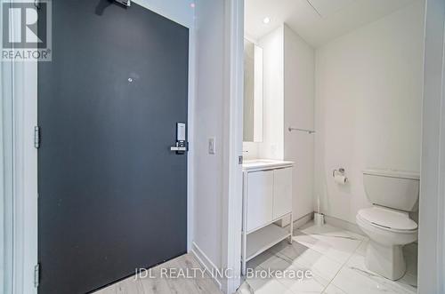 2905 - 77 Shuter Street, Toronto, ON - Indoor Photo Showing Bathroom