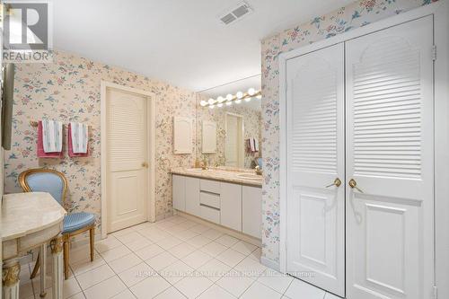 23 Balding Court, Toronto, ON - Indoor Photo Showing Bathroom