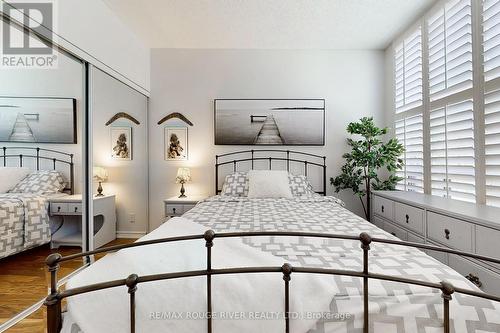 T09 - 16 Dallimore Circle, Toronto, ON - Indoor Photo Showing Bedroom