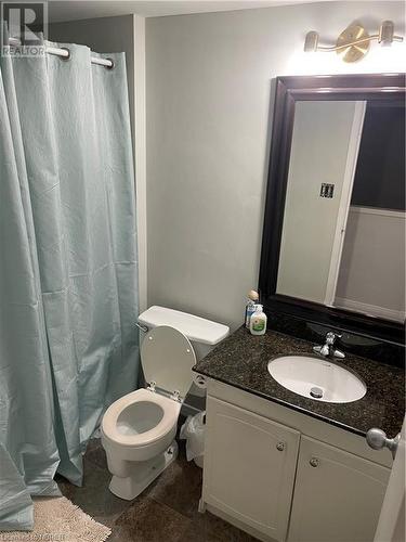 644 Lakeshore Drive Unit# 7, North Bay, ON - Indoor Photo Showing Bathroom