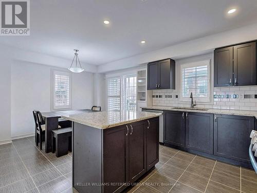 31 Benjamin Way, Whitby, ON - Indoor Photo Showing Kitchen