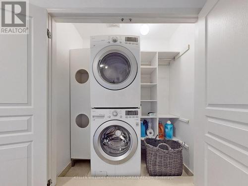 31 Benjamin Way, Whitby, ON - Indoor Photo Showing Laundry Room