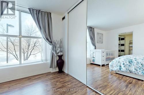 201 - 90 Dale Avenue, Toronto, ON - Indoor Photo Showing Bedroom