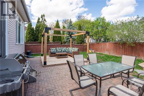 Fully-fenced backyard with patio, deck & pergola - 961 Como Crescent, Ottawa, ON - Outdoor With Deck Patio Veranda With Exterior