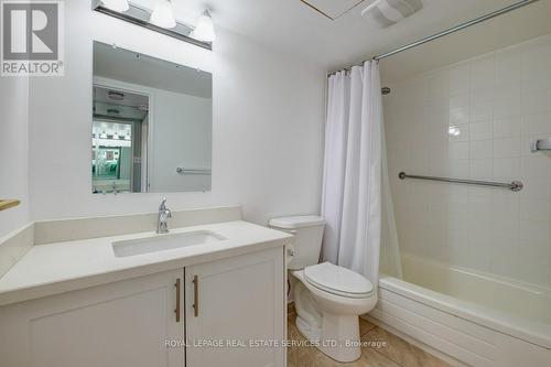 106 - 63 St Clair Avenue W, Toronto, ON - Indoor Photo Showing Bathroom