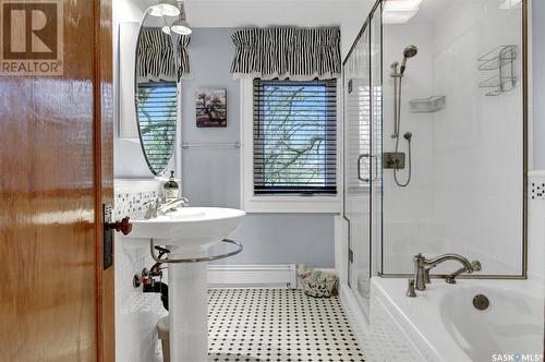 88 Angus Crescent, Regina, SK - Indoor Photo Showing Bathroom