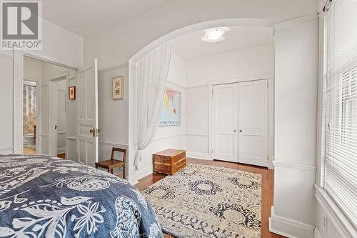 534 Kildare Road, Windsor, ON - Indoor Photo Showing Bedroom