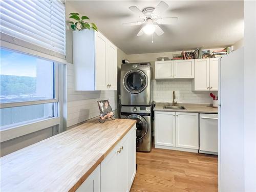 350 Quigley Road|Unit #812, Hamilton, ON - Indoor Photo Showing Other Room