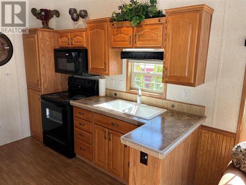 1383 Silver Sands Road Unit# 120, Sicamous, BC - Indoor Photo Showing Kitchen With Double Sink