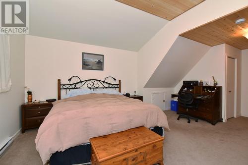 2226 Blind Bay Road, Blind Bay, BC - Indoor Photo Showing Bedroom