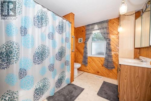 25331 Hwy 60 Highway, Madawaska, ON - Indoor Photo Showing Bathroom