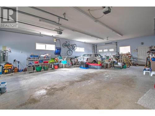 2460 Blind Bay Road, Blind Bay, BC - Indoor Photo Showing Garage