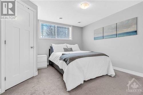 184 Den Haag Drive, Ottawa, ON - Indoor Photo Showing Bedroom