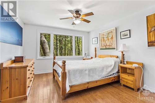 2 Old Mountain Road, Westport, ON - Indoor Photo Showing Bedroom