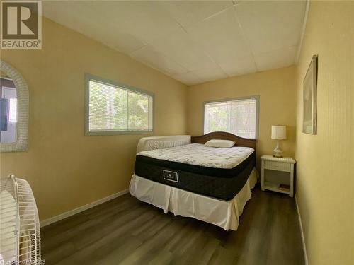 42 Thompson Avenue, Saugeen Indian Reserve 29, ON - Indoor Photo Showing Bedroom