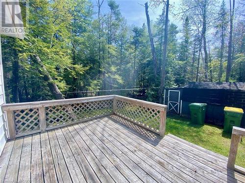 42 Thompson Avenue, Saugeen Indian Reserve 29, ON - Outdoor With Deck Patio Veranda