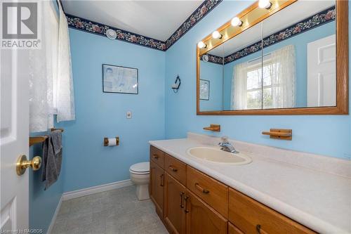 22 Avele Rd, South Bruce Peninsula, ON - Indoor Photo Showing Bathroom