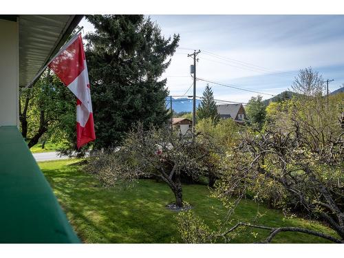 403 8Th Street S, Kaslo, BC - Outdoor With View