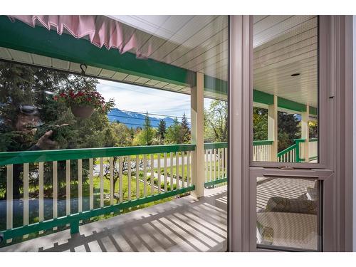 403 8Th Street S, Kaslo, BC - Outdoor With Deck Patio Veranda With Exterior