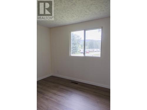 1090 Dyke Road, Mcbride, BC - Indoor Photo Showing Other Room