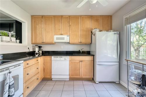 232 San Francisco Avenue, Hamilton, ON - Indoor Photo Showing Kitchen With Double Sink