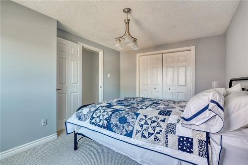 232 San Francisco Avenue, Hamilton, ON - Indoor Photo Showing Bedroom