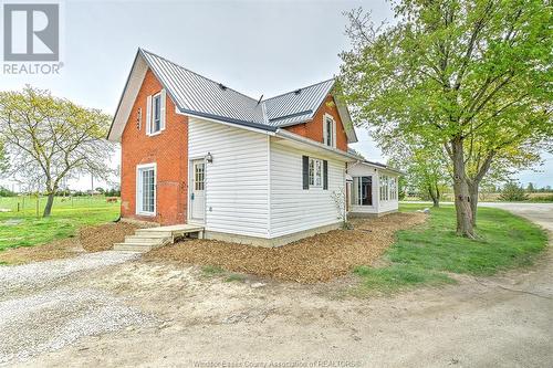 257 Road 10, Kingsville, ON - Outdoor With Exterior