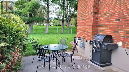 662 College Avenue W, Guelph, ON - Outdoor