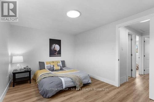 54 - 40 Tiffany Drive, London, ON - Indoor Photo Showing Bedroom