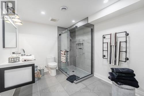 56 - 8974 Willoughby Drive, Niagara Falls, ON - Indoor Photo Showing Bathroom