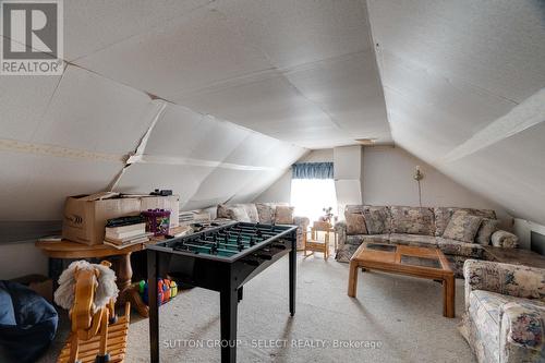 7360 Longwoods Road, Strathroy-Caradoc, ON - Indoor Photo Showing Other Room