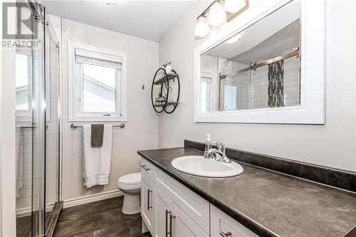 26 Fieldstone Drive, Sudbury, ON - Indoor Photo Showing Bathroom